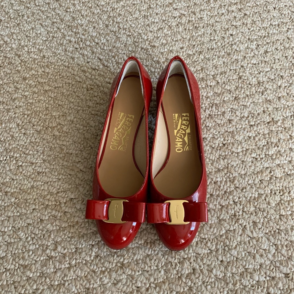 Shoes - Picture 2 of 4